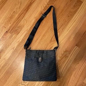 Baggallini crossbody bag